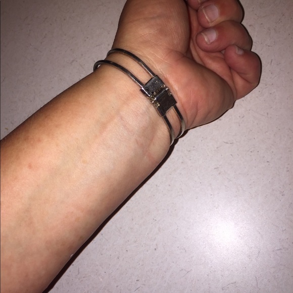 Traded - Picture 4 of 6